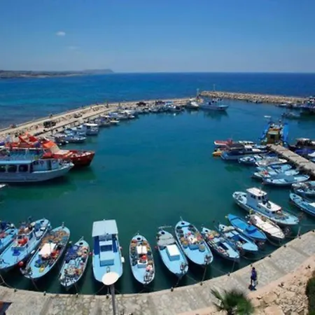 Rent A Luxury In Cyprus Close To The Beach, 1220