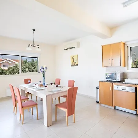 Rent A Luxury In Cyprus Close To The Beach, 1220