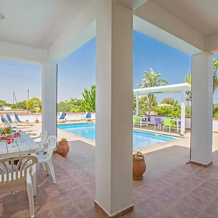 Rent A Luxury In Cyprus Close To The Beach, 1220 * Protaras